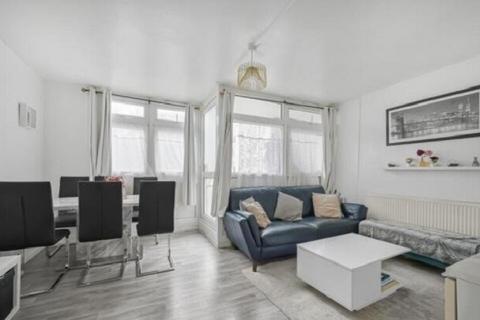 3 bedroom maisonette for sale, Oakshott Court, Polygon Road, London, NW1