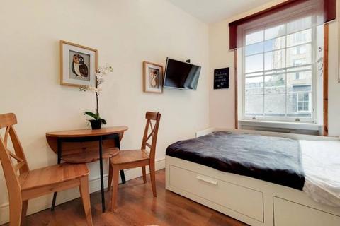 Studio to rent, Aldersgate Street, Barbican, EC1A