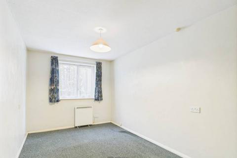 undefined, Whitcombe Gardens, Owen House Whitcombe Gardens, PO3