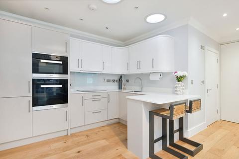 1 bedroom detached house for sale, High Street, Oxted RH8