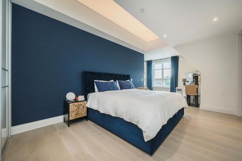 2 bedroom flat for sale, Factory Yard, London W7