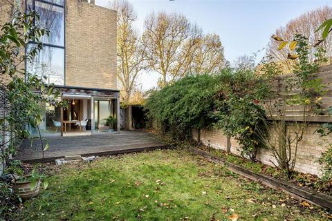11 Park Row, London, SE10 9NG