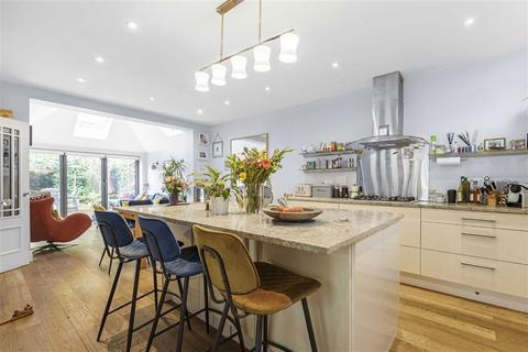 undefined, Elmfield Avenue, Teddington TW11