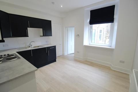 2 bedroom flat to rent, Irvine Place, Aberdeen, AB10 6HB