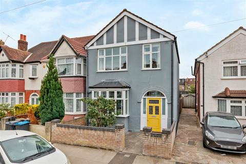 undefined, Seaforth Avenue, Motspur Park KT3