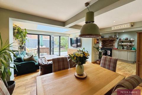 undefined, 4 Fern Way, Rhyl, LL18 4GA