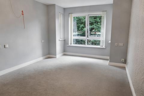 2 bedroom retirement property for sale, Guardian Court, Banbury