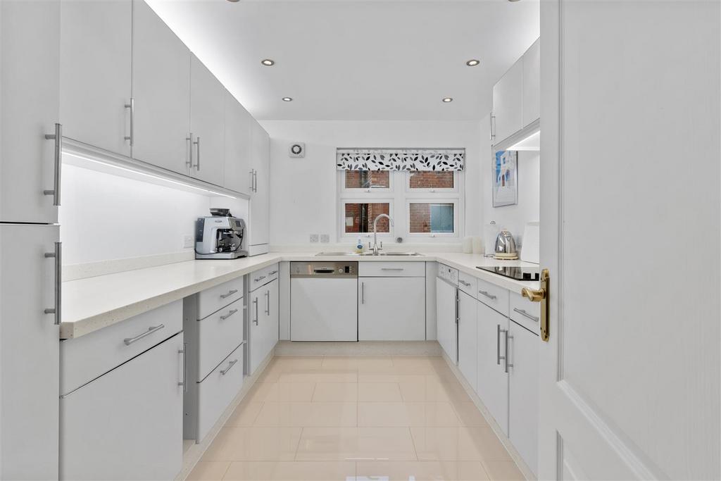 Fitted Kitchen