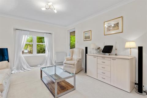 2 bedroom flat for sale, St. Johns Road, Meads, Eastbourne