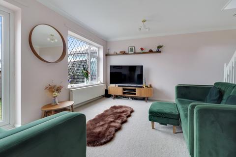 4 Birchtree Close, Wakefield, WF1 4TF