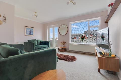4 Birchtree Close, Wakefield, WF1 4TF