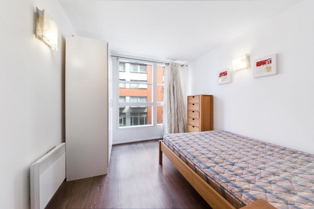 Apartment in London - View 3