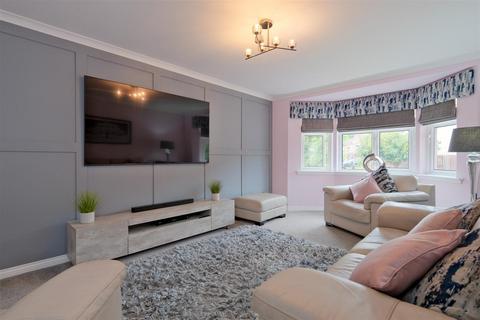 2 Ash Lane, Stonehouse, Larkhall, ML9 3RB