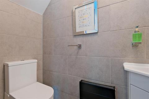 2 Ash Lane, Stonehouse, Larkhall, ML9 3RB