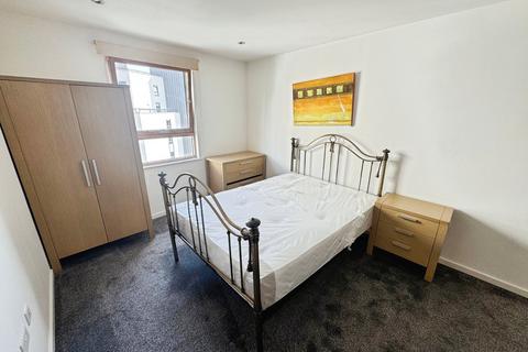 2 bedroom flat to rent, Gateway West, East Street, Leeds, West Yorkshire, LS9