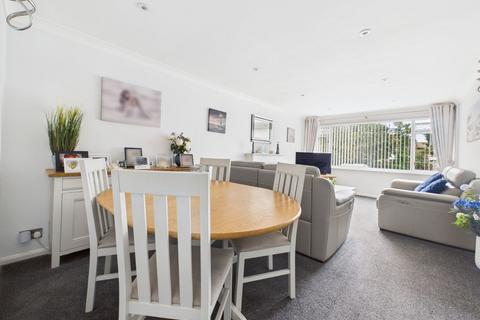 undefined, Grinstead Avenue, BN15 9BH
