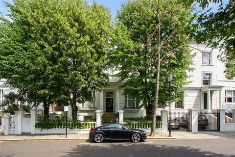 2 bedroom property to rent, Pembridge Place, London, W2