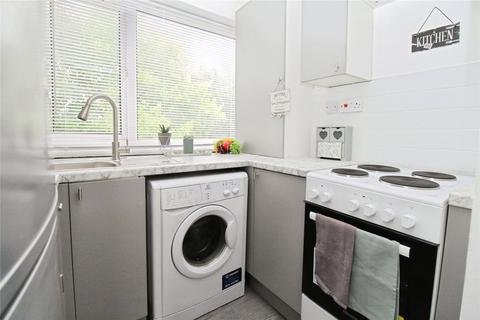 2 bedroom flat for sale, Gainsford Road, Hampshire SO19