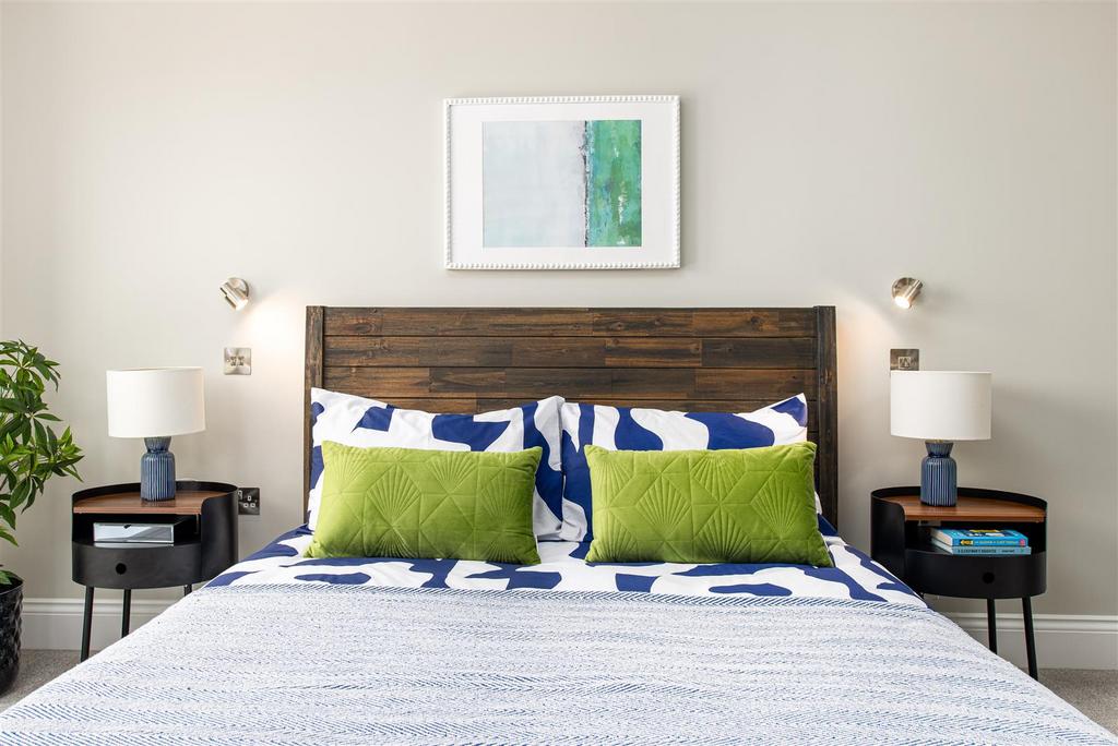 Bedroom1 2.jpg