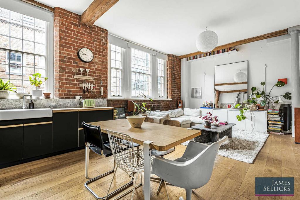 Open Plan Kitchen/Living Area