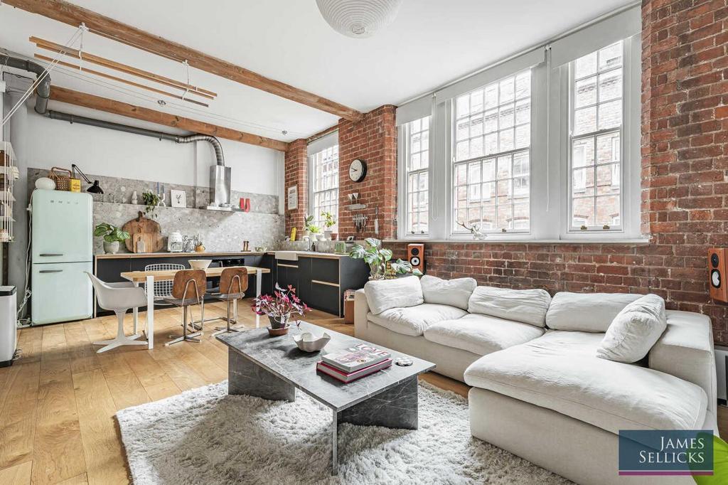 Open Plan Kitchen/Living Area