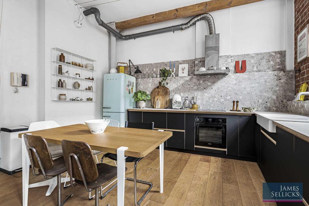 Open Plan Kitchen/Living Area