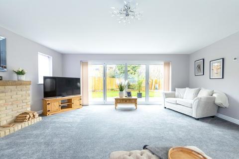 4 bedroom detached house for sale, Haywards Close, Deal, Kent, CT14