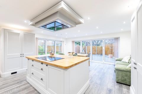 4 bedroom detached house for sale, Haywards Close, Deal, Kent, CT14