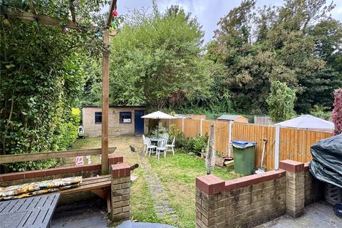 30 Springfield Avenue, Swanley, BR8 8AX