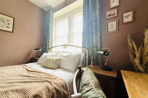 2 bedroom terraced house for sale, Market Street, Bradford BD13