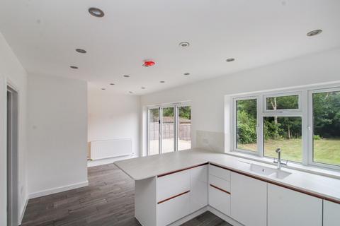 undefined, Ashurst Drive, Tadworth, Surrey. KT20 7LR