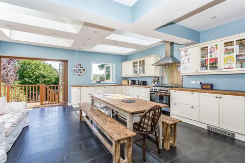 229 Chipstead Way, Banstead, SM7 3JN
