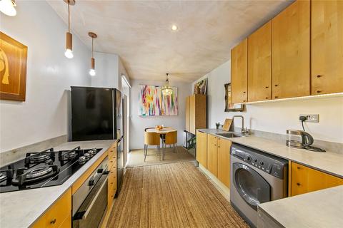 50 Gloucester Road, Richmond, TW9 3BX