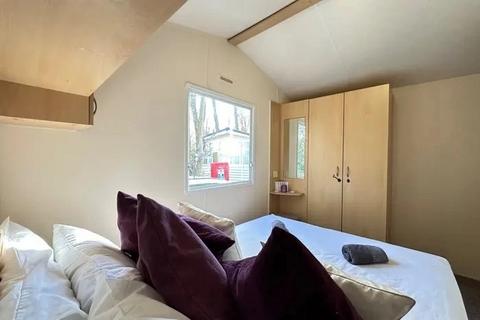 2 bedroom static caravan for sale, Two Bed Willerby Magnum 2010 Harts Holiday Park, Isle of Sheppey ME12