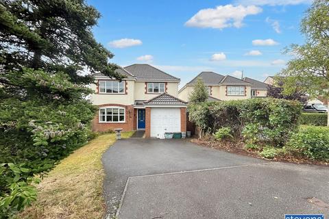 Curlew Close, Okehampton, Devon, EX20