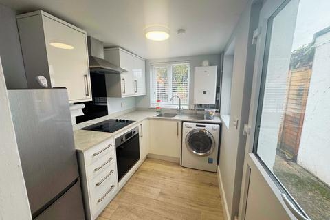 2 bedroom house to rent, Station Road, Marlow, SL7