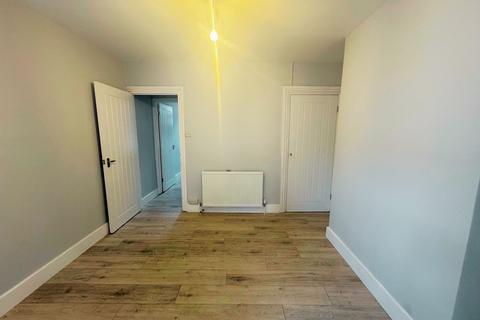 2 bedroom house to rent, Station Road, Marlow, SL7