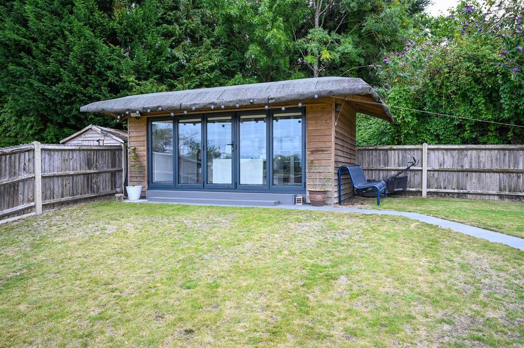 Garden Room.jpg