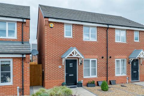 8 Llama Close, Leyland, PR25 3NT