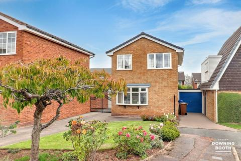 Giles Road, Lichfield WS13
