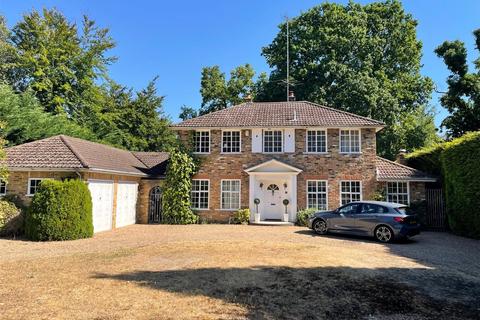 1 Pinecote Drive, Ascot, SL5 9PS