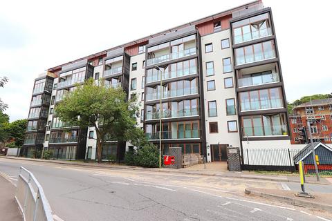 undefined, Farnborough Road, Farnborough GU14