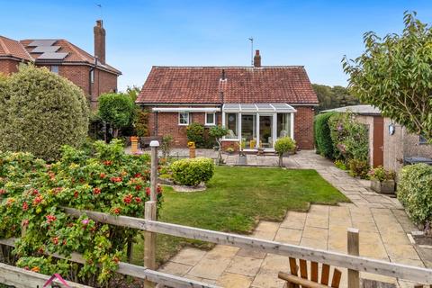2 bedroom detached bungalow for sale, Roe Lane, Birkin, Knottingley