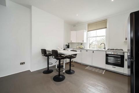 3 bedroom flat for sale, Askew Road, London W12