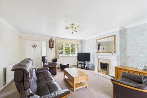 4 bedroom detached house for sale, Oak Avenue, Elloughton