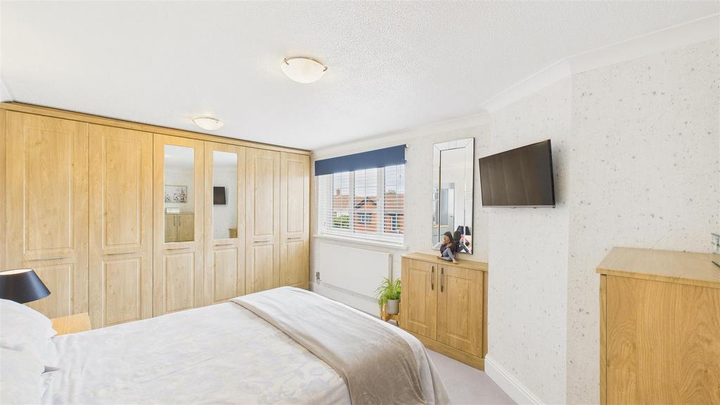 Bedroom 1 (front)