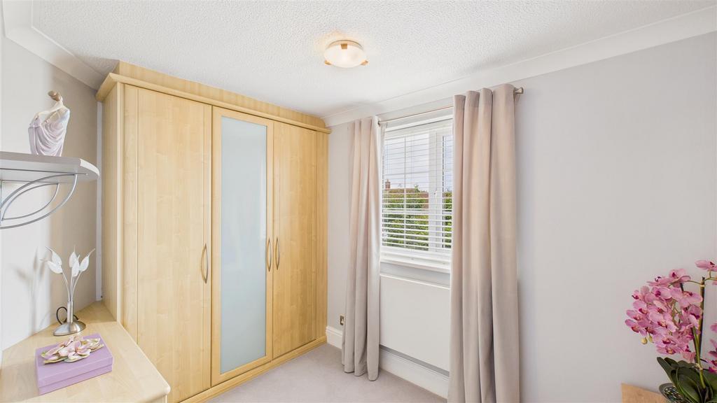 Bedroom 4 (front)