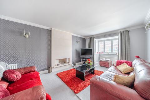 undefined, Strathcona Gardens, Knaphill, Woking, GU21