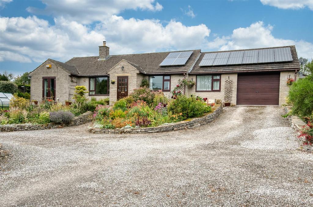 Saxton Mee Edgestones 0006.jpg