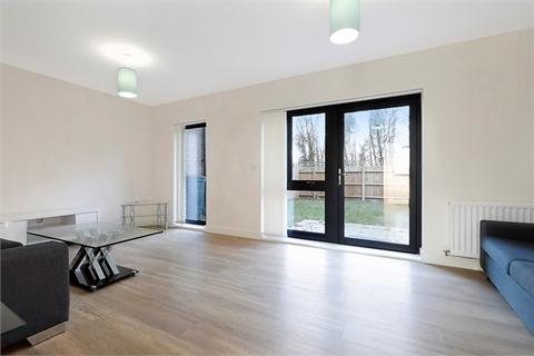 4 bedroom detached house to rent, Fisher Close, Rotherhithe, London, SE16
